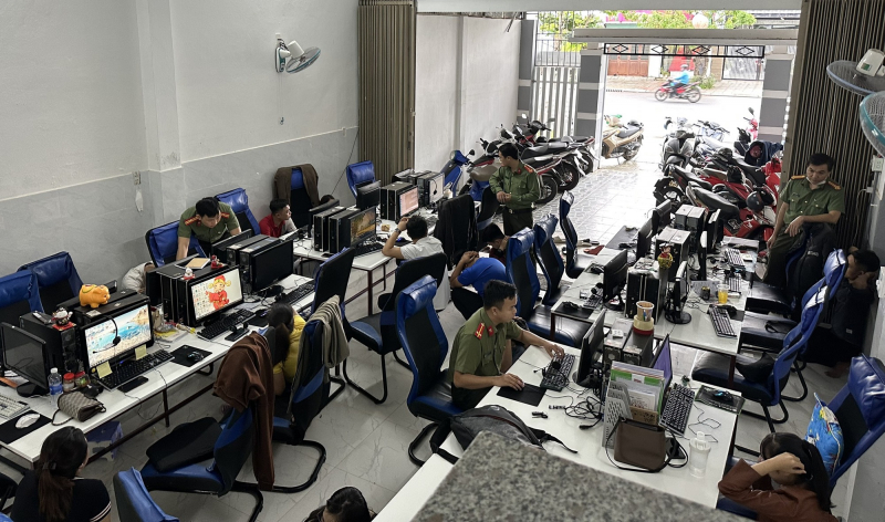 Khám xét khẩn cấp 2 công ty có dấu hiệu đòi nợ theo kiểu “khủng bố” -0