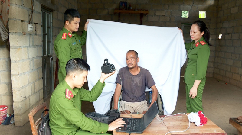 Dồn sức cho cao điểm “90 ngày, đêm” triển khai Luật Cư trú, bỏ sổ hộ khẩu giấy -0