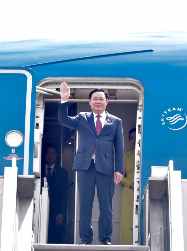 Top Vietnamese legislator arrives in Manila for official visit to Philippines -0