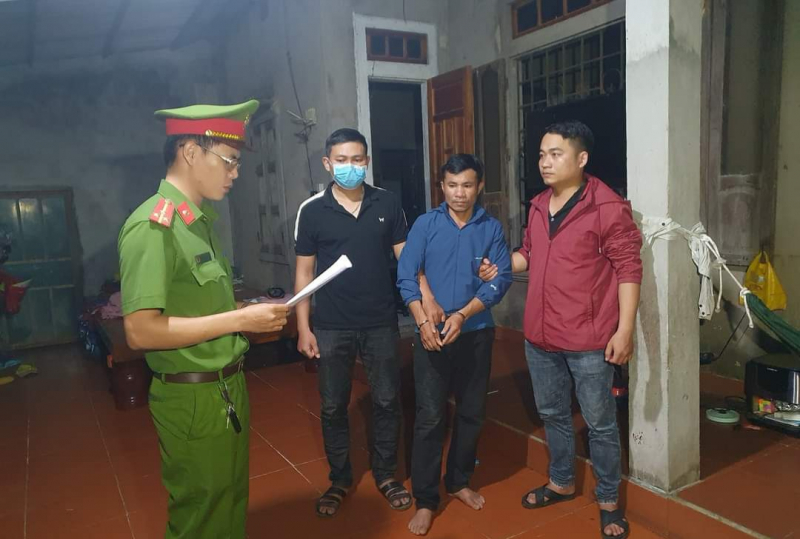 Triệt phá đường dây chuyên vận chuyển, mua bán trái phép vật liệu nổ -0