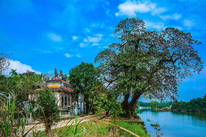 Giới thiệu những nét đặc trưng của làng cổ Phước Tích, Huế -0