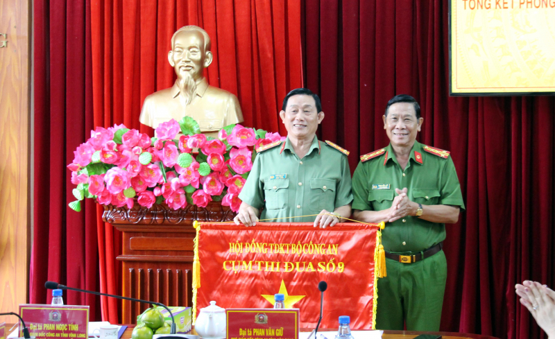 Cụm thi đua số 9 – Bộ Công an tổ chức Hội nghị Tổng kết phong trào thi đua “Vì ANTQ” năm 2022 -0