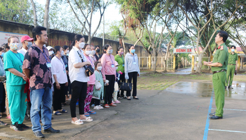 Ấm áp hội nghị gia đình phạm nhân tại Trại giam Mỹ Phước  -0