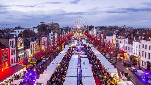 Có gì tại khu chợ Giáng sinh thú vị nhất thế giới năm 2022 -0