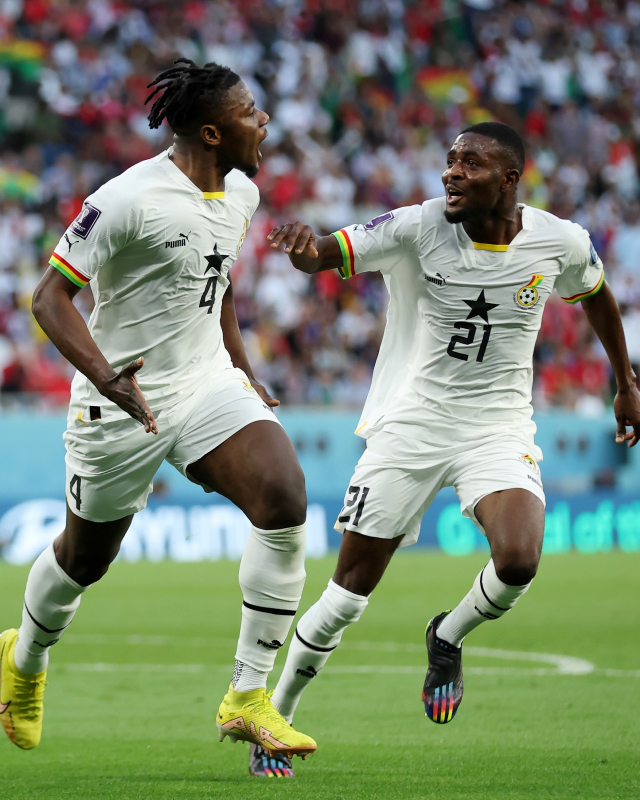 Hàn Quốc lập lại kỳ tích 3 phút ghi 2 bàn tại World Cup 2022 -0