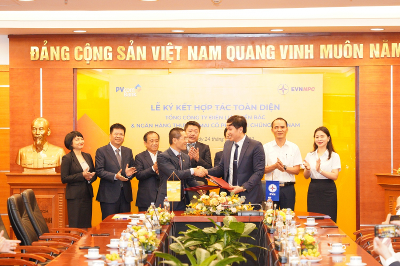 PVcomBank và EVNNPC ký kết hợp tác toàn diện cùng hỗ trợ phát triển -0