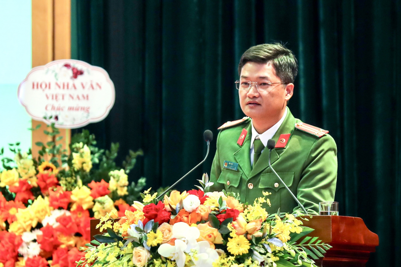 Phát động cuộc thi sáng tác văn học về đề tài  