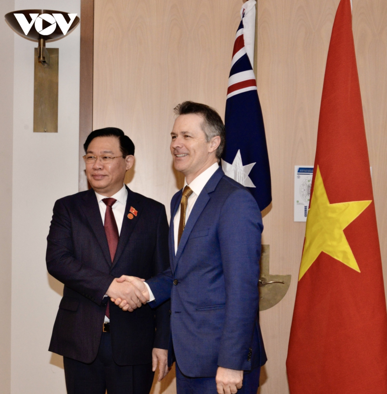 Chủ tịch Quốc hội tiếp Bộ trưởng Giáo dục và lãnh đạo Đảng đối lập Australia -0