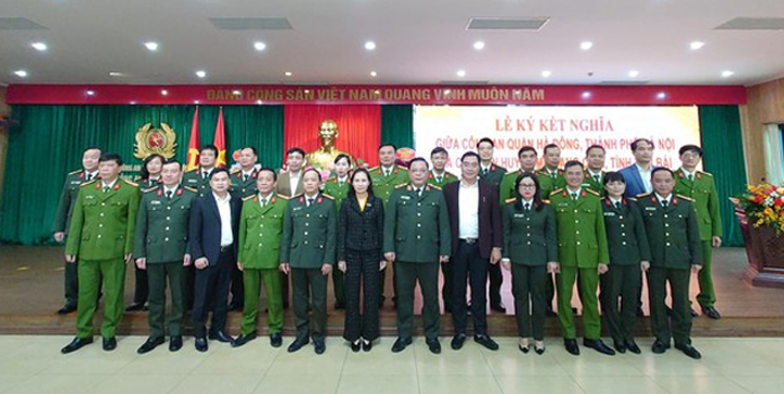 Tiếp tục nỗ lực lập chiến công,  xứng đáng với niềm tin yêu của Nhân dân 2 địa phương -0