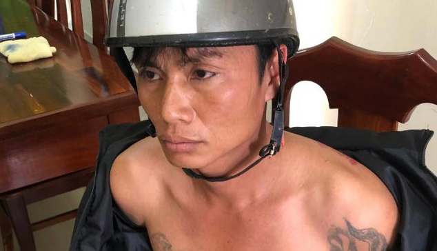 Đi học về, bé gái bị kẻ nhiều tiền án hiếp dâm -0
