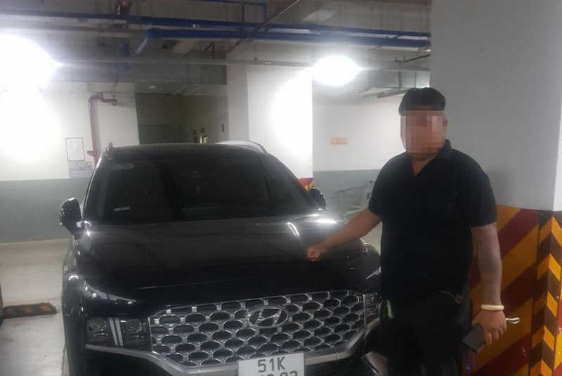 Đội trưởng Đội bảo vệ chung cư 