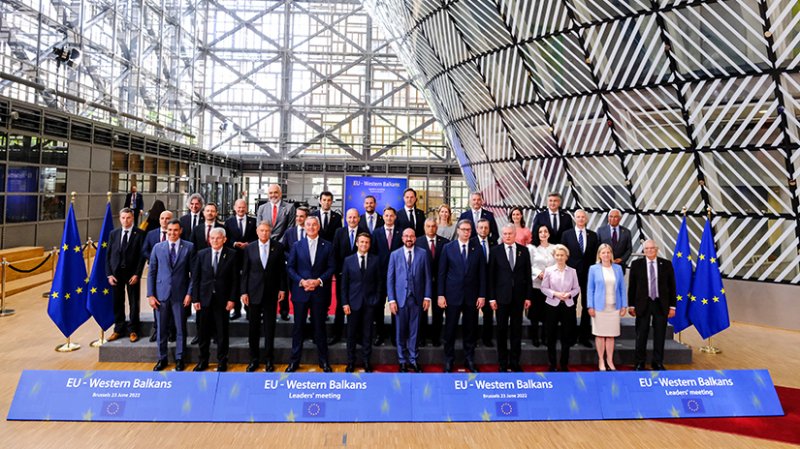 EU hoàn toàn ủng hộ các nước Tây Balkan gia nhập khối -0