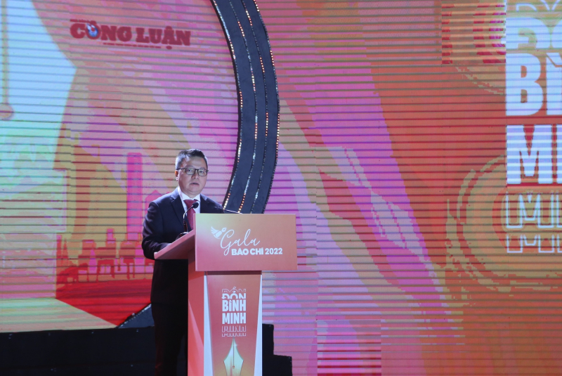 Gala báo chí 2022 tôn vinh những khoảnh khắc báo chí nổi bật -0