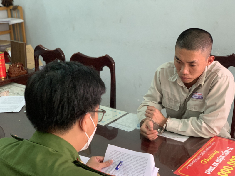 Con nghiện lên facebook lập nick giả lừa gần 50 nạn nhân sập bẫy mua bán xe giá rẻ -0