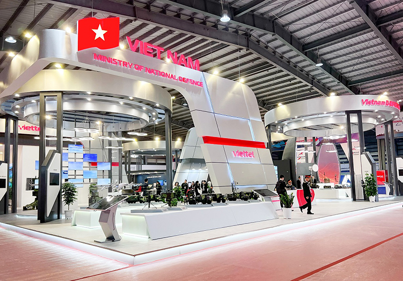 Nhiều sản phẩm công nghệ của Viettel trình diễn tại Triển lãm Quốc phòng Quốc tế 2022 -0