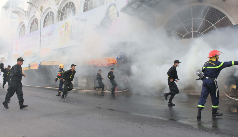 Bạc Liêu diễn tập phương án chữa cháy, cứu nạn cứu hộ cấp tỉnh -1