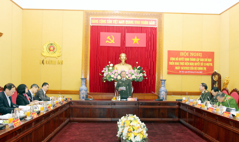 Phát huy vai trò, trách nhiệm, chỉ đạo thực hiện hiệu quả Nghị quyết số 12 của Bộ Chính trị -0