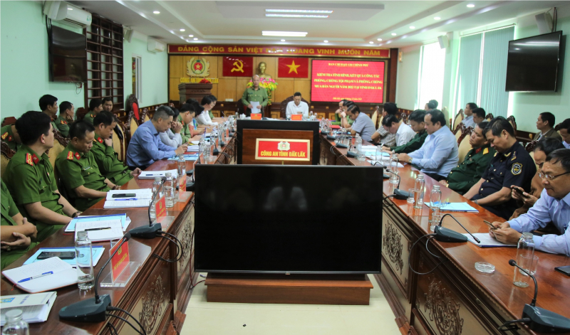 Ban chỉ đạo 138 của Chính Phủ làm việc tại tỉnh Đắk Lắk -0