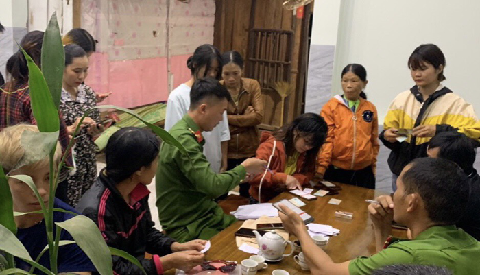 Công an Đắk Nông tranh thủ ngày nghỉ cuối tuần tập trung cấp tài khoản định danh điện tử -1