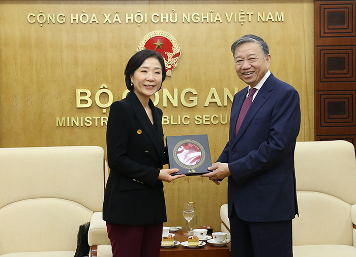 Tiếp tục thúc đẩy quan hệ hợp tác giữa Bộ Công an với các đối tác hữu quan Hàn Quốc -0