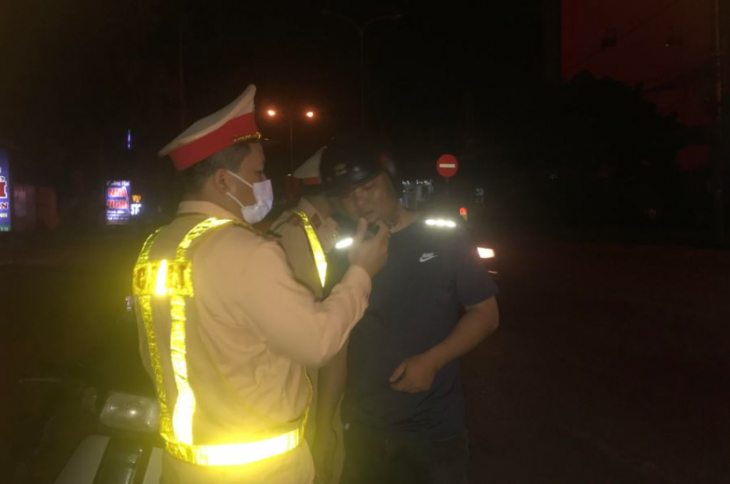 Sau 1 tháng thực hiện cao điểm ATGT tại Bắc Kạn: Vi phạm nồng độ cồn vẫn phổ biến -0