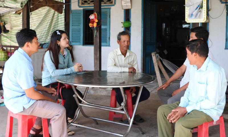 Tăng cường công tác vận động người dân tự nguyện giao nộp đất bao chiếm trái phép -0