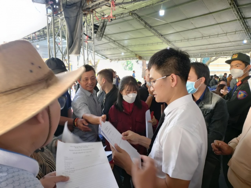 Vụ án Aliababa: Làm phục vụ để “nắm cơ hội đầu tư” -0