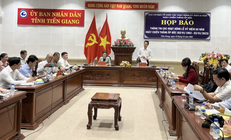 z3961788839219_8aaf209c5f2545cacd4ee3f35e79462d.jpg -0