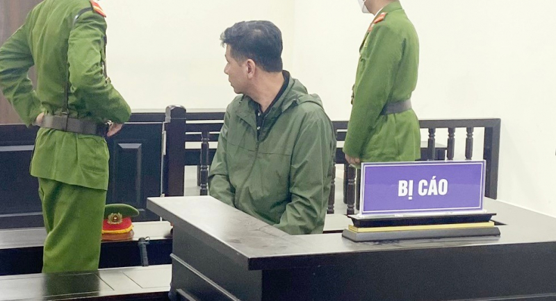 Tăng án tù đối với tài xế xe đầu kéo đâm chết người rồi bỏ chạy  -0