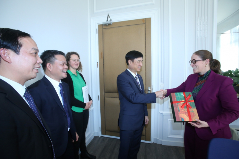 Những đề xuất cấp thiết của Thứ trưởng Bộ Công an với Bỉ trong phòng, chống nạn di cư trái phép và mua bán người -0