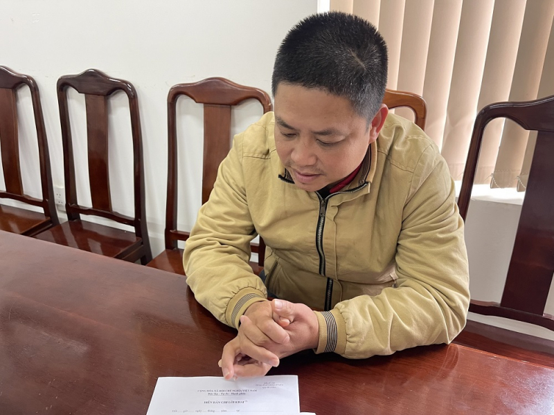 Dạt ra Hà Tĩnh thuê nhà nghỉ để điều hành đường dây cá độ bóng đá tại Huế -0