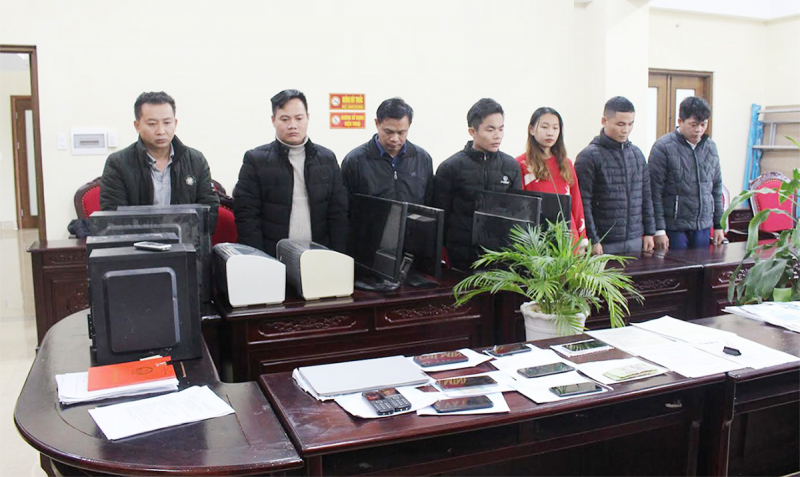 Triệt phá ổ nhóm “tín dụng đen” cho vay lãi cao “cắt cổ” -0