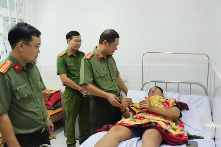 Ráo riết truy lùng hai đối tượng chống trả tổ tuần tra bảo vệ ANTT -1