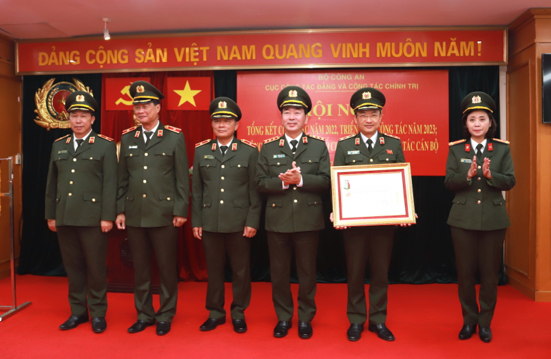 Công tác xây dựng tổ chức đảng, đảng viên là nhiệm vụ quan trọng, then chốt -0