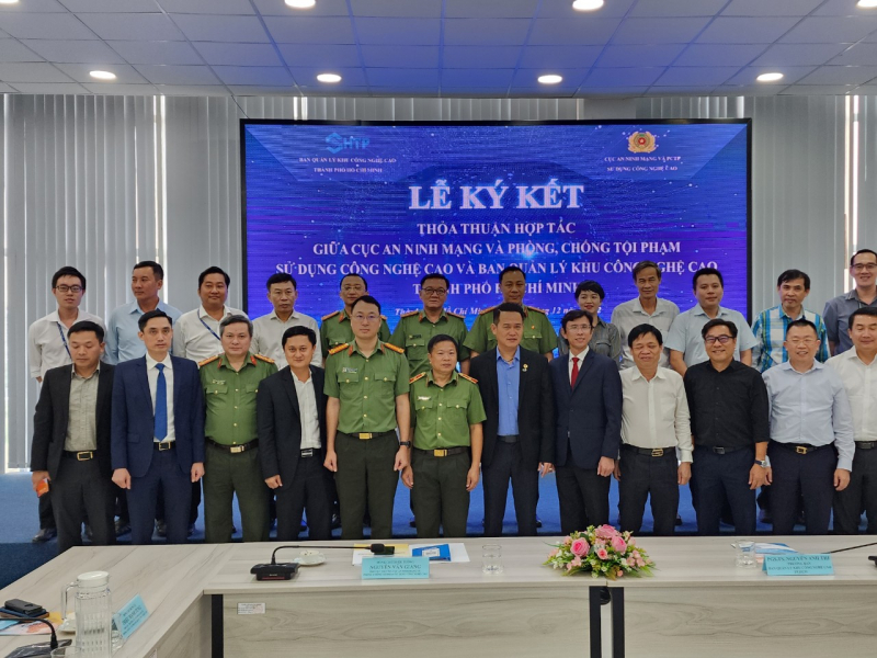 Cục An ninh mạng và Phòng, chống tội phạm sử dụng công nghệ cao ký kết hợp tác với Ban Quản lý Khu Công nghệ cao TP Hồ Chí Minh -0
