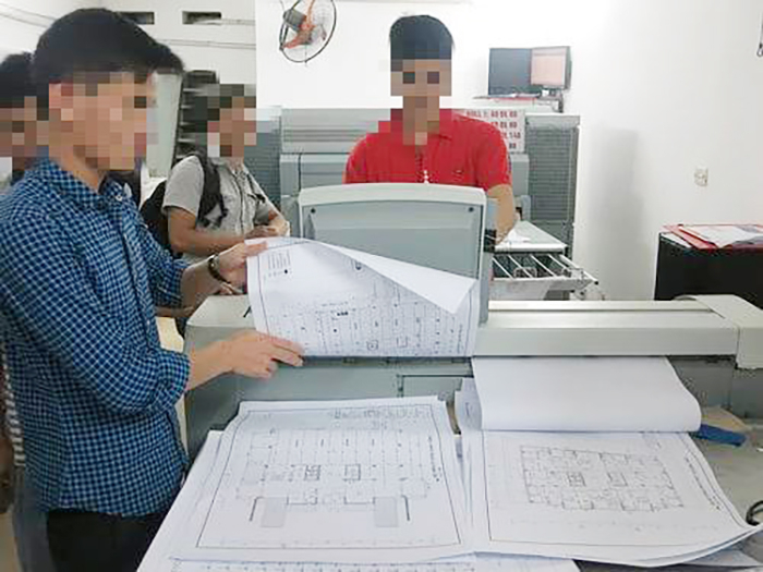 Tấp nập chợ mua bán “chất xám” online -0