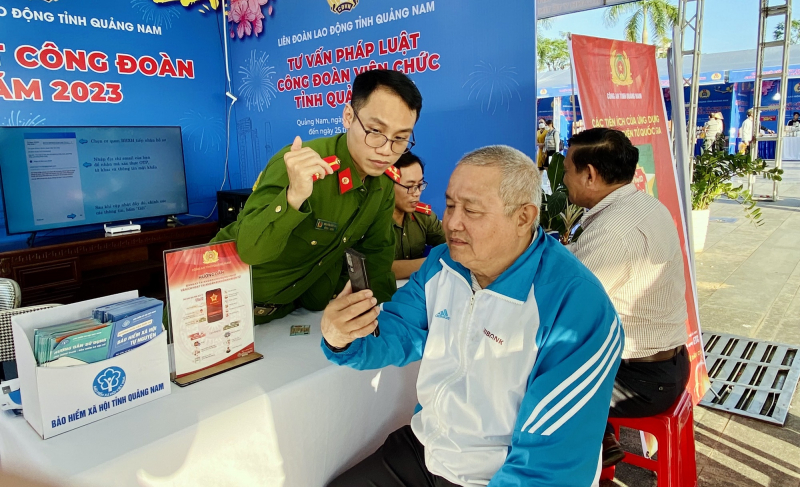 Triển khai gian hàng chuyển đổi số tại chợ Tết Công đoàn -0