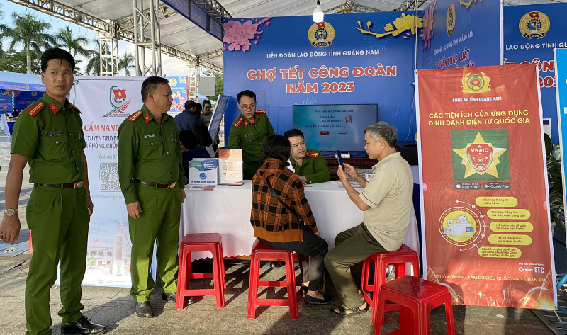 Triển khai gian hàng chuyển đổi số tại chợ Tết Công đoàn -0