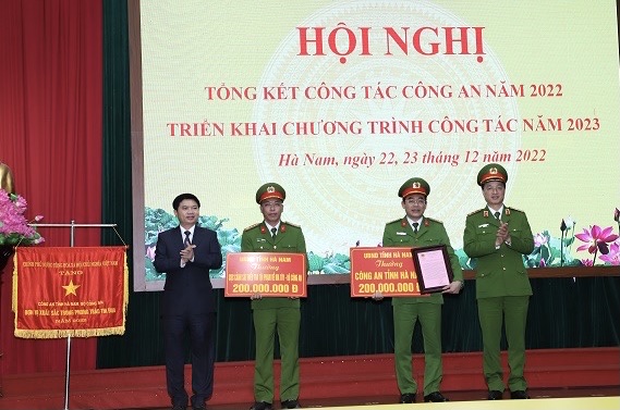 THứ trưởng Nguyễn Duy Ngọc triển khai công tác Công an tỉnh Hà Nam -0