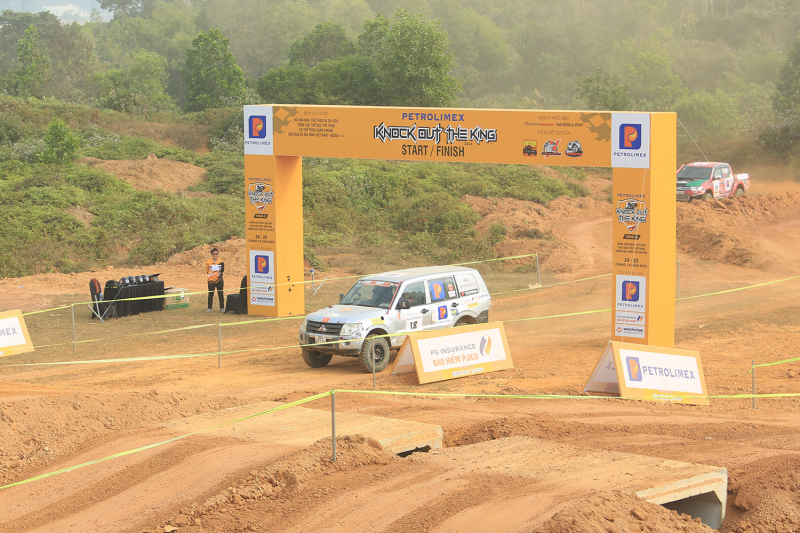 Khai mạc giải đua tốc độ offroad đối kháng Knock Out The King 2022 -0