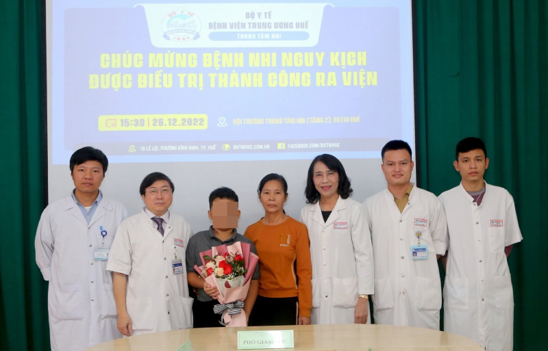 Kịp thời cứu sống cháu bé 10 tuổi bị nhiễm khuẩn huyết, suy đa tạng -0