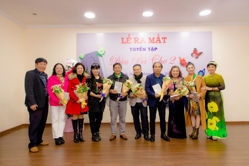 “Đàn bà thơ” Ngôi nhà ấm đón gió thơm về -0