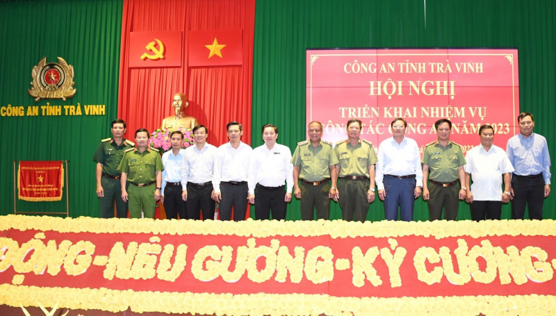 Công an Trà Vinh tăng cường phòng, chống tội phạm khai thác khoáng sản trái phép -0