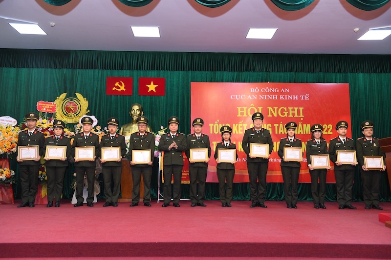 Tham mưu chiến lược các giải pháp bảo đảm an ninh kinh tế, đảm bảo an ninh quốc gia -0