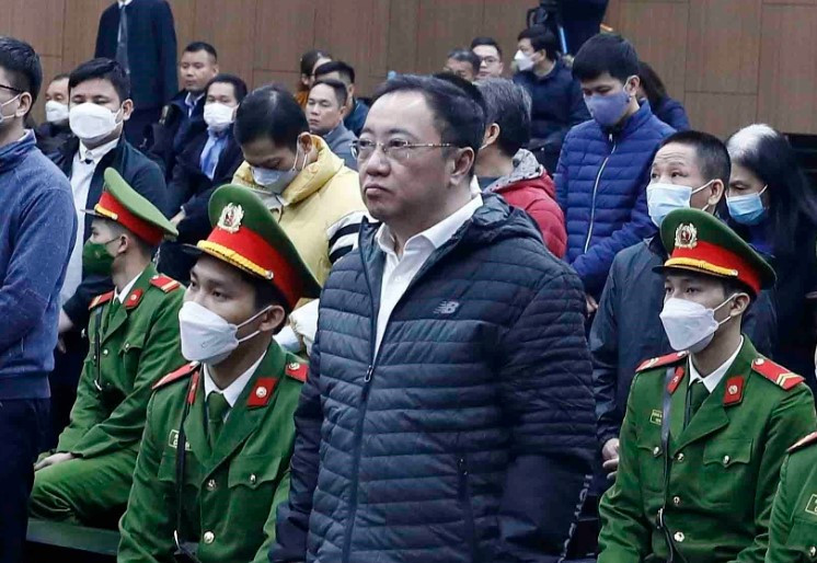 Cựu Giám đốc bệnh viện khai về sức ép từ cựu Bí thư Tỉnh ủy Đồng Nai  -0