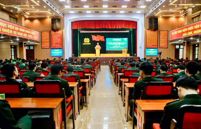 Phát triển sâu rộng phong trào sinh viên nghiên cứu khoa học trong CAND -0