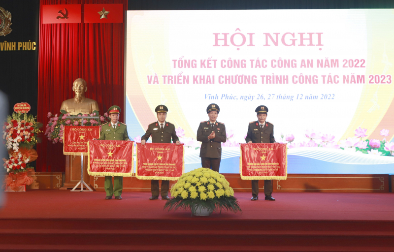 Tích cực trong công tác đảm bảo an ninh chính trị, trật tự an toàn xã hội -0