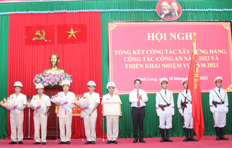 Công an Vĩnh Long, Đồng Tháp triển khai công tác năm 2023 -0