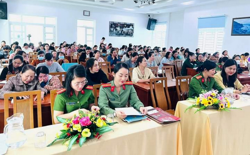 Công an và Hội Liên hiệp Phụ nữ tỉnh Ninh Thuận đẩy mạnh tuyên truyền Đề án 06/CP -0