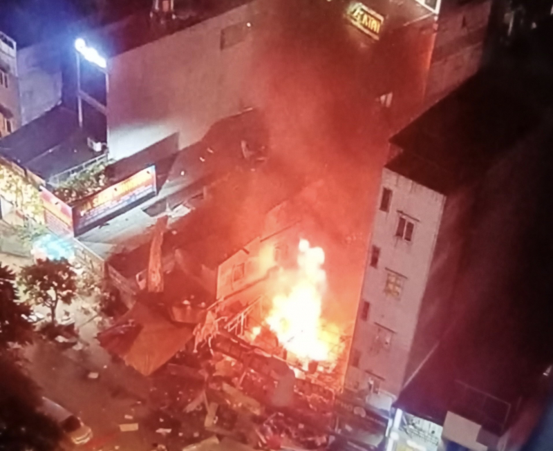 z3995307047216_a6eed09713687b710109c543cbbb8693.jpg -0